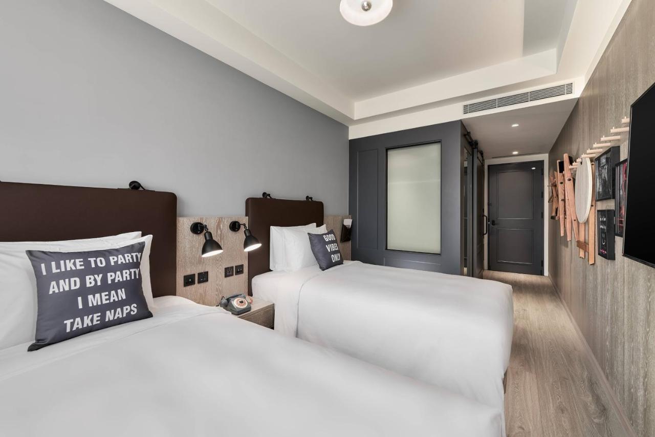 Moxy Taichung Hotell Exteriör bild